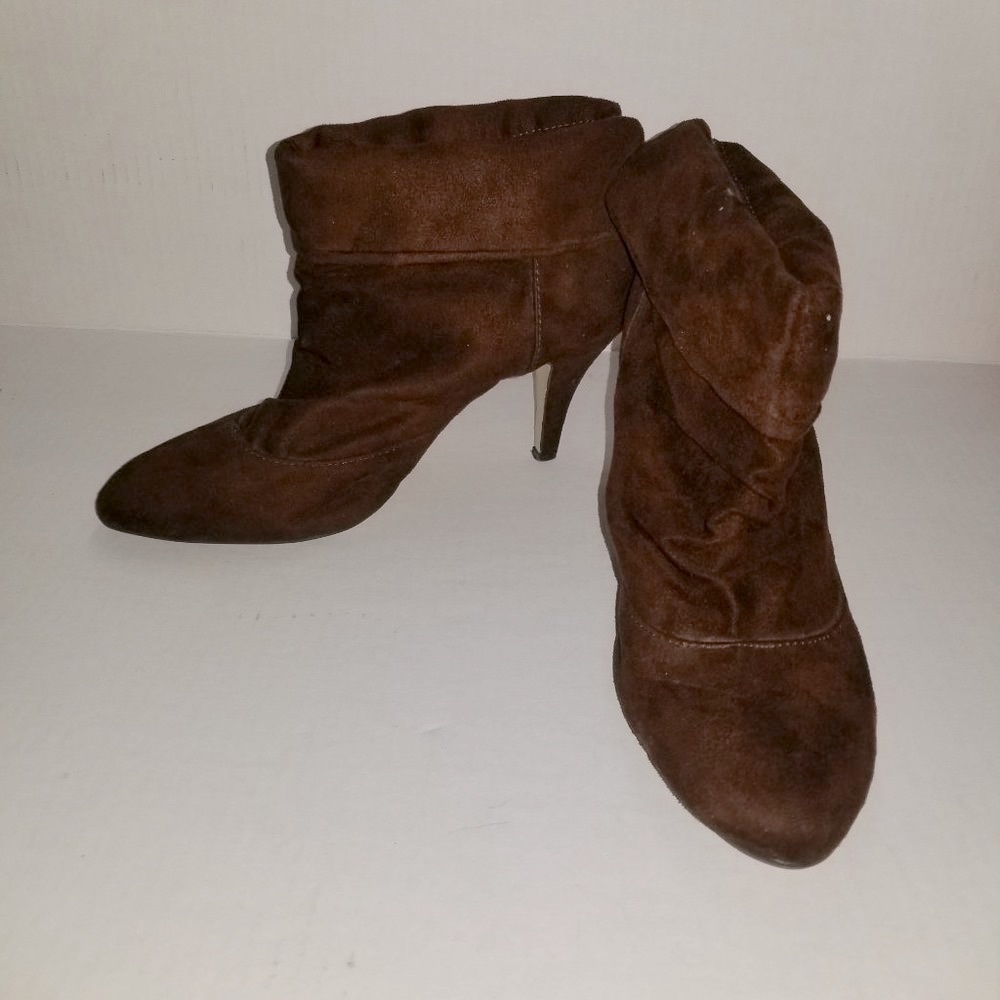BAMBOO Brown‎ Heels Booties - Picture 9 of 11